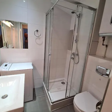 Apartment Rentapart Centrum *